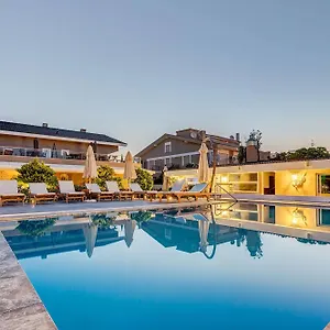 Hotel Kore, Cesme
